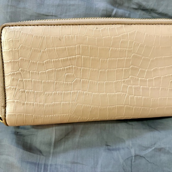 Coach Wallet - Picture 2 of 3